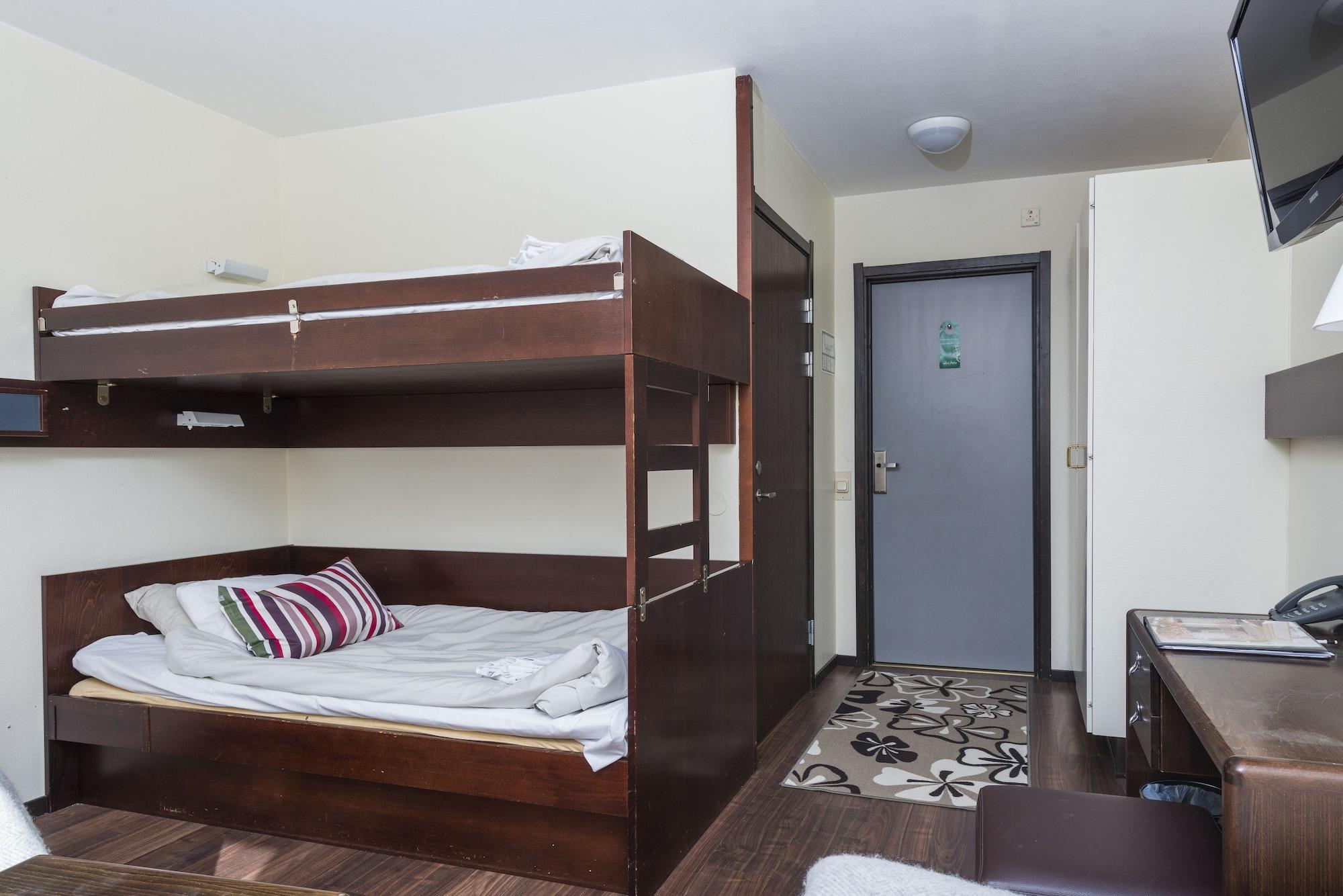 First Camp Moraparken Hotel Екстериор снимка