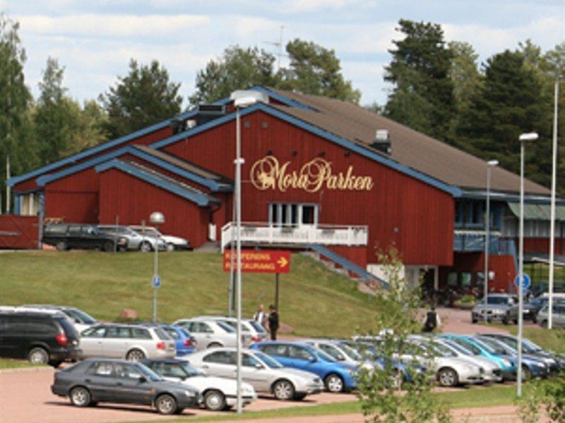 First Camp Moraparken Hotel Екстериор снимка